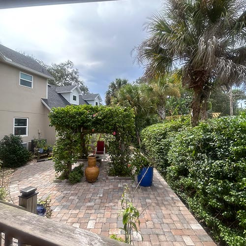 Cocoa patio pressure washing photo. Before & after
