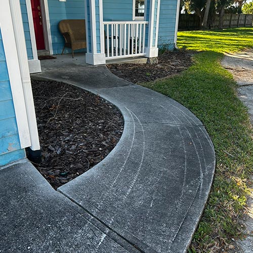 Brevard walkway pressure washing photo. Before & after